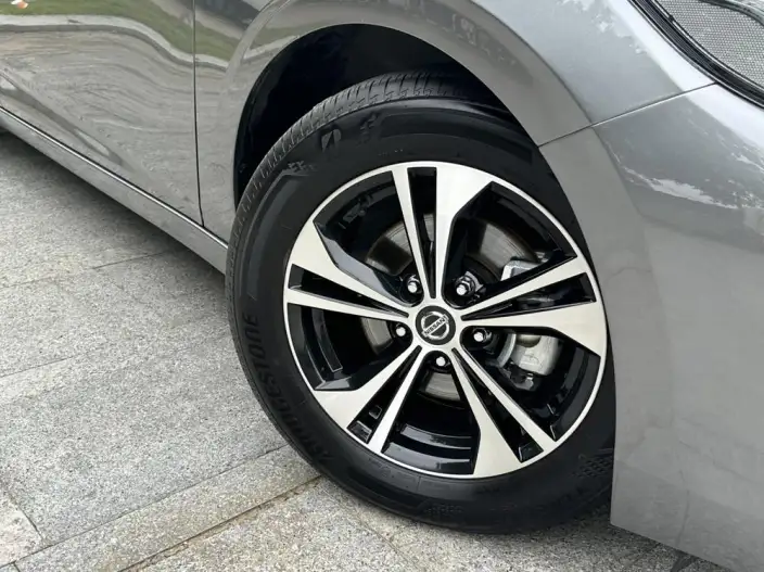Nissan Sylphy 2022 Model 1.6L XL CVT Yuexiang Edition – фото 10