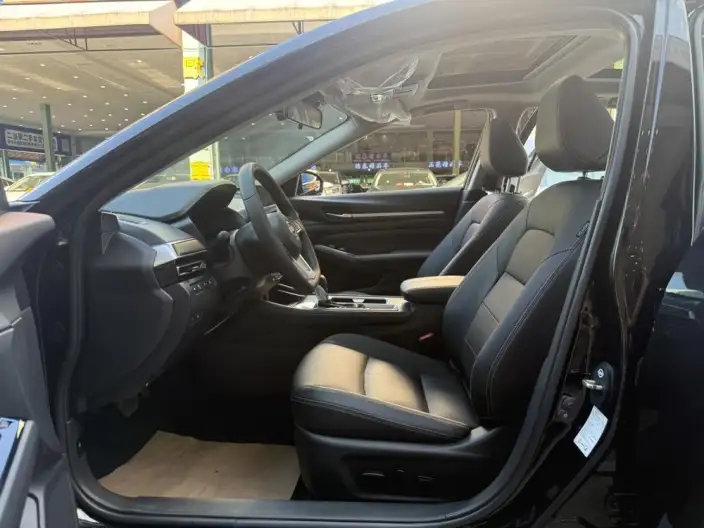 Nissan Teana 2022 Model 2.0L XL-TLS Yuexiang Edition – фото 9