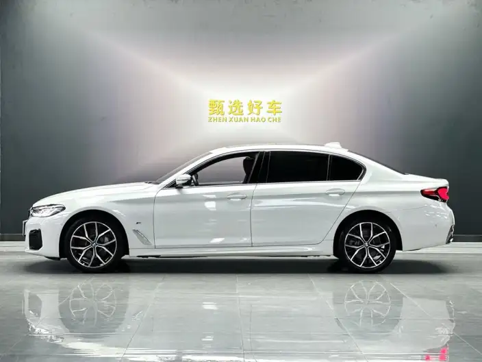 BMW 5 Series 2022 Model Facelift II 530Li Exclusive Model M Sports Set – фото 3