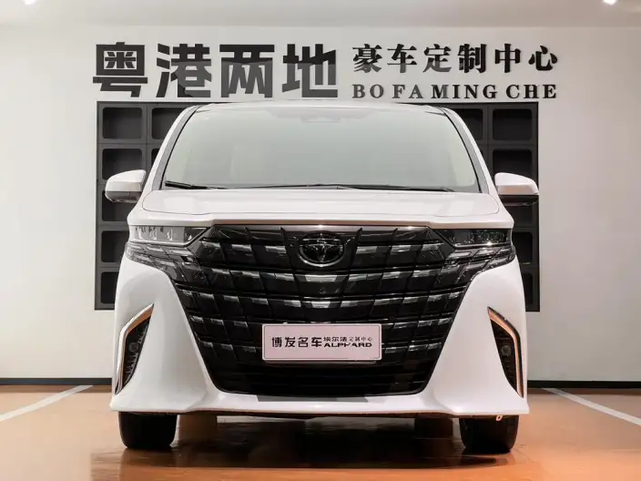 Elfa 2023 Model 2.5L Intelligent Hybrid 4WD Premium