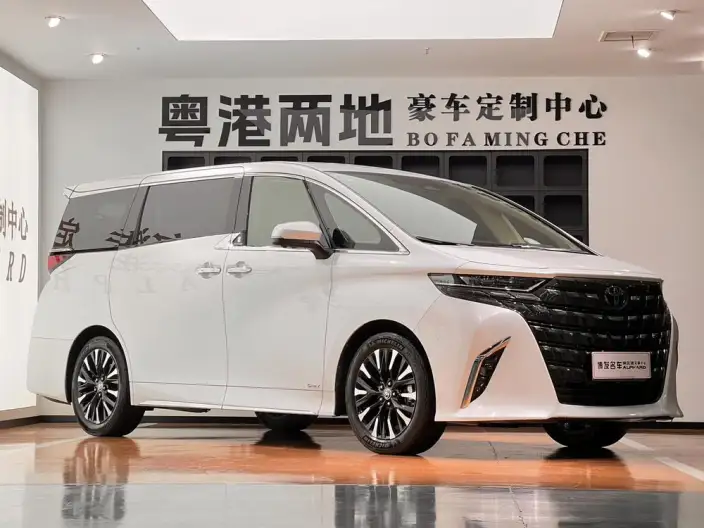Elfa 2023 Model 2.5L Intelligent Hybrid 4WD Premium
