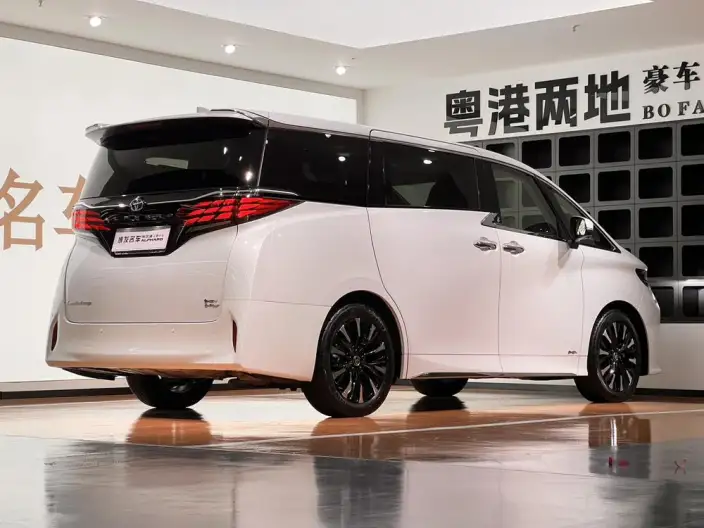 Elfa 2023 Model 2.5L Intelligent Hybrid 4WD Premium – фото 5
