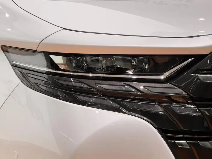 Elfa 2023 Model 2.5L Intelligent Hybrid 4WD Premium – фото 8