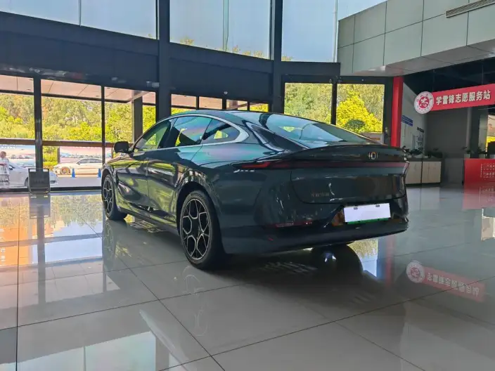 Changan Qiyuan A07 2025 Model Blue whale EV 710 Flagship Model