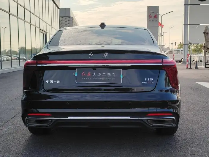 Hongqi H5 2025 Model 2.0T Automatic Flag Enjoy Edition – фото 4