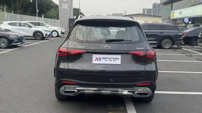 Mercedes-Benz GLC 2025 Model GLC 260 L 4MATIC Luxury Model 5 seat – фото 6