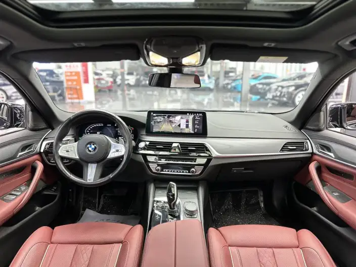 BMW 5 Series 2023 Model 530Li Exclusive Model M Sports Set – фото 5
