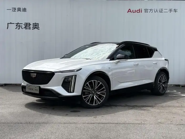 Cadillac GT4 2023 Model 25T Noble Model – фото 1