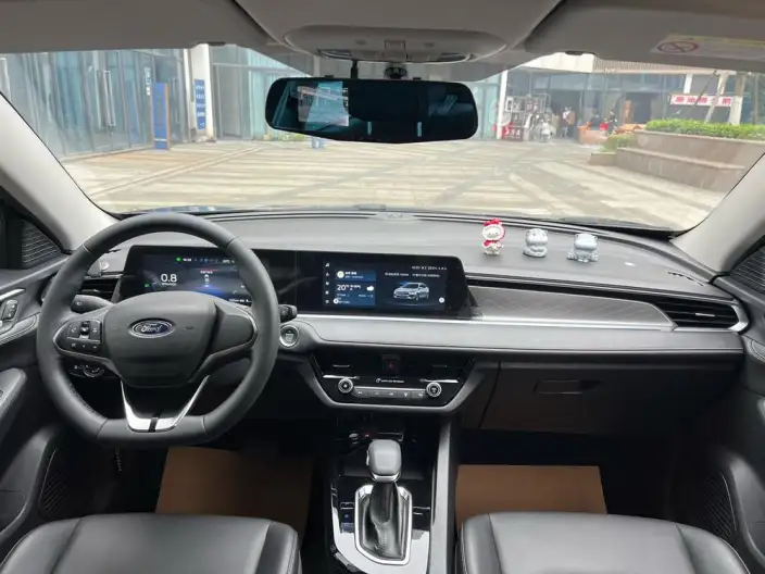 Ford Escort 2021 Model 1.5L Automatic Diamond Edition – фото 7