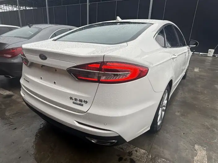 Ford Mondeo 2020 Model EcoBoost 180 Fashion Model – фото 5