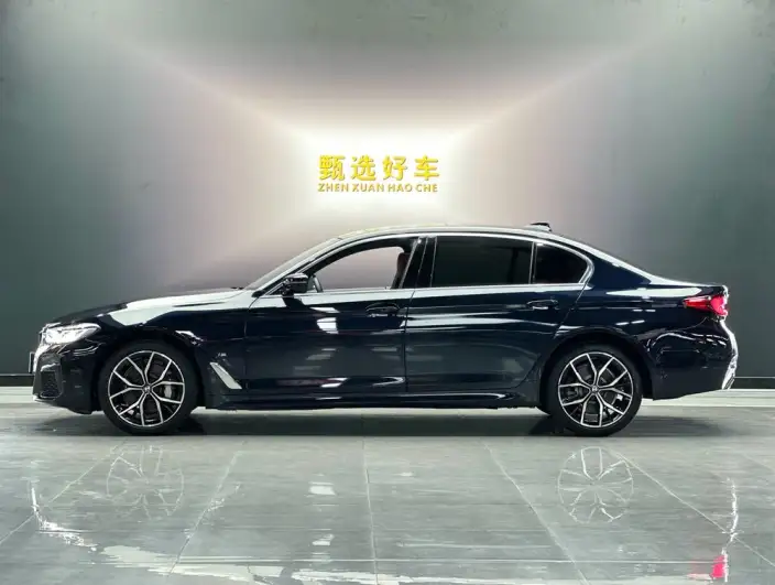 BMW 5 Series 2022 Model Facelift II 530Li Exclusive Model M Sports Set – фото 3
