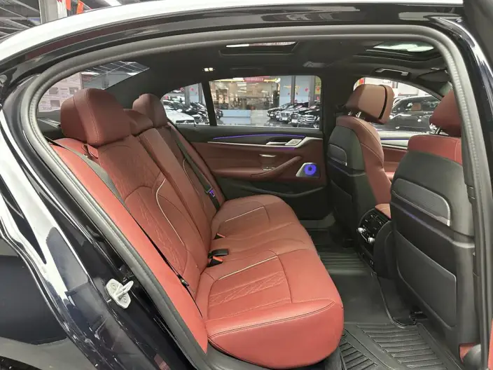BMW 5 Series 2022 Model Facelift II 530Li Exclusive Model M Sports Set – фото 8