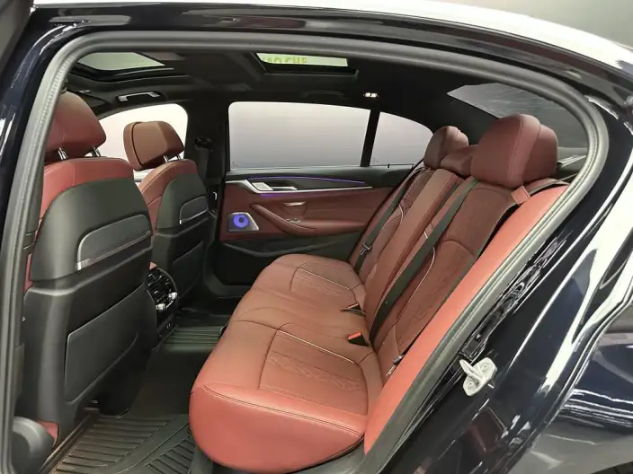 BMW 5 Series 2022 Model Facelift II 530Li Exclusive Model M Sports Set – фото 9