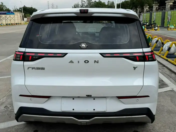 AION Y 2021 Model 70 Technology Edition Vitality Edition – фото 5