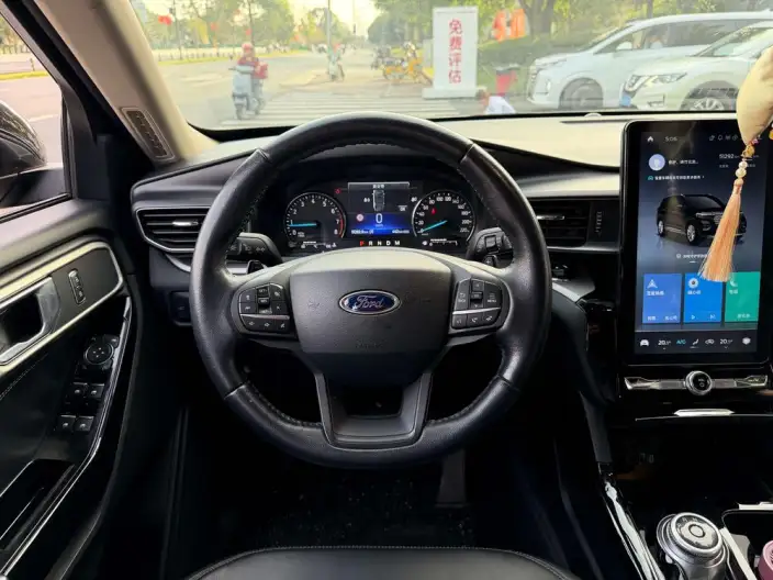 Ford Explorer 2020 Model EcoBoost 285 4WD Fashion edition 7 seat – фото 9