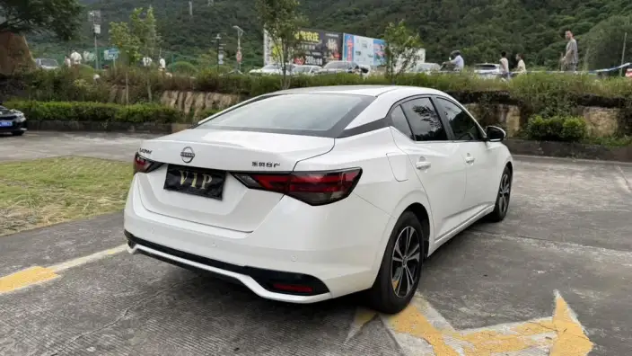 Nissan Sylphy 2023 Model 1.6L CVT Yuexiang Edition – фото 7