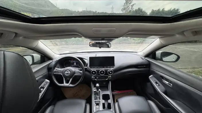 Nissan Sylphy 2023 Model 1.6L CVT Yuexiang Edition – фото 10