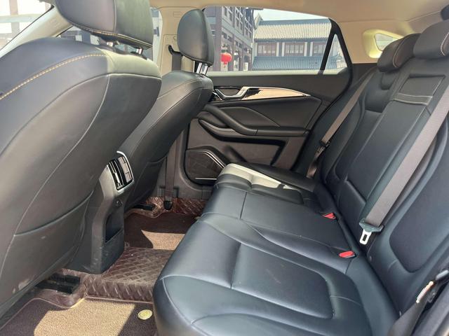 Bestune B70 2021 1.5T Automatic 15th Anniversary Edition – фото 11