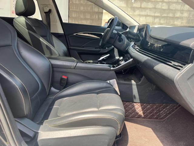 Bestune B70 2021 1.5T Automatic 15th Anniversary Edition – фото 17