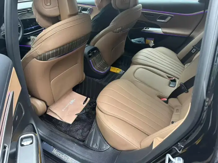 Mercedes-Benz E-Class 2025 Model E 300 L Fashion Model sedan – фото 8