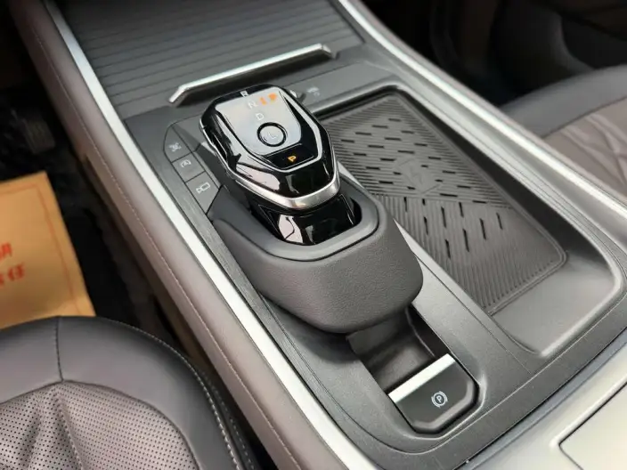 Ford Edge 2026 Model Ford Edge L 2.0T EcoBoost 4WD VII seat Supreme Model – фото 10