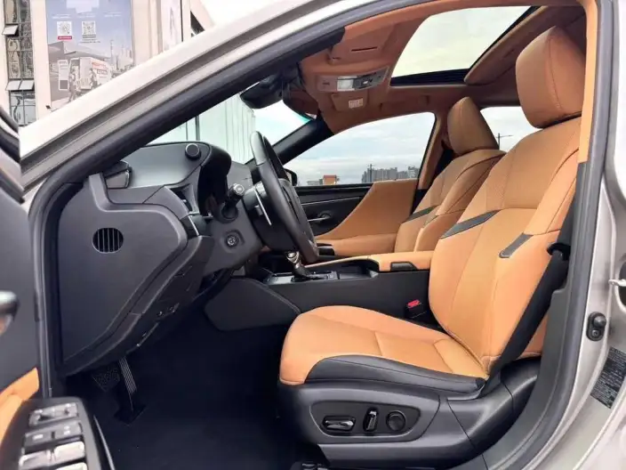Lexus ES 2022 Model 200 Superior Edition – фото 8