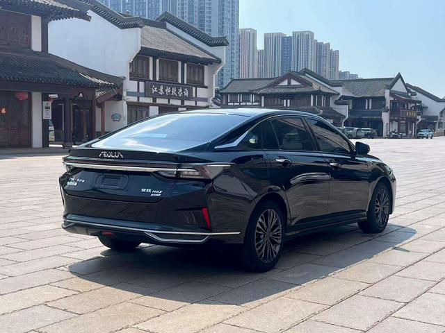 Yixuan MAX 2022 1.5T Super Cool Dad Edition – фото 7