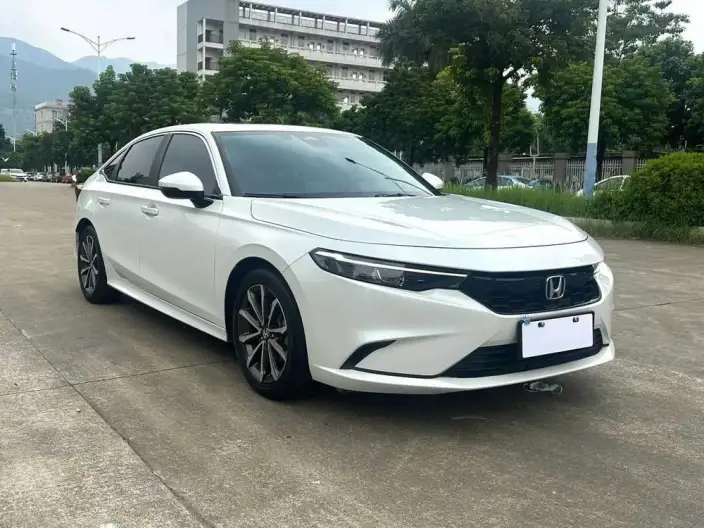 Model Ge 2023 Model 240TURBO CVT Smart Edition – фото 3