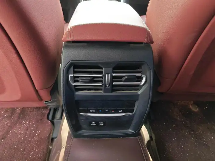 BMW i3 2025 Model eDrive35L – фото 9