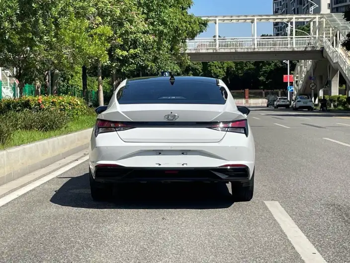 Hyundai Ioniq 2022 Model 1.5L CVT GLX Elite Edition – фото 5