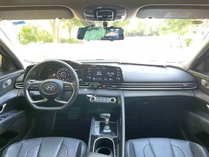 Hyundai Ioniq 2022 Model 1.5L CVT GLX Elite Edition – фото 9