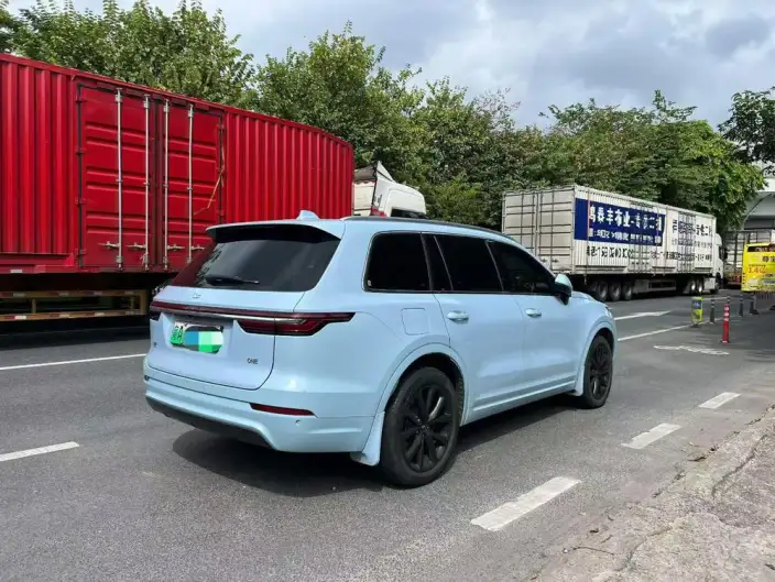 Li Auto ONE 2020 Model Extended Range 6 seat Edition – фото 5