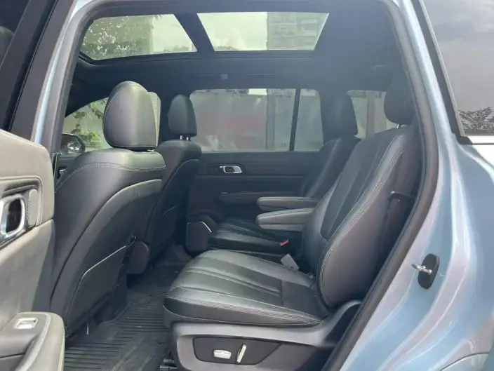 Li Auto ONE 2020 Model Extended Range 6 seat Edition – фото 9