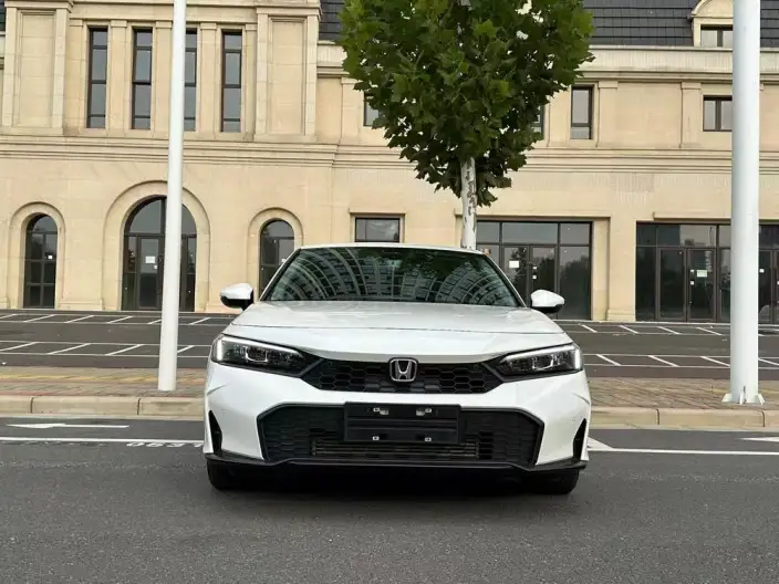 Honda Civic 2025 Model 240TURBO CVT Smart Fun Plus
