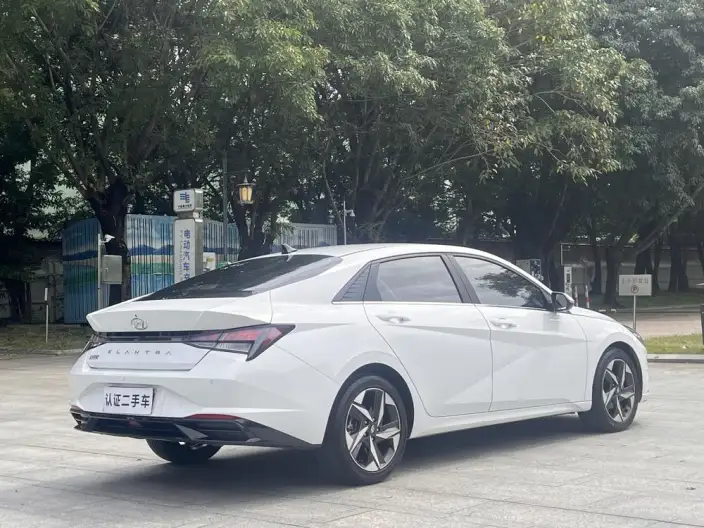 Hyundai Ioniq 2021 Model 1.5L CVT GLX Elite Edition – фото 6