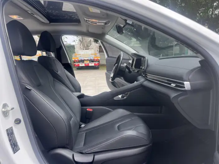 Hyundai Ioniq 2021 Model 1.5L CVT GLX Elite Edition – фото 10