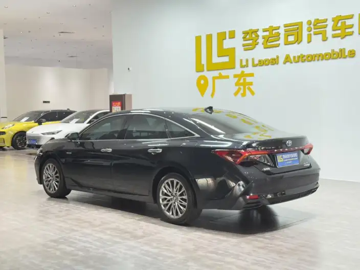 Toyota Avalon 2022 Model Hybrid 2.5L XLE Premium Edition – фото 5