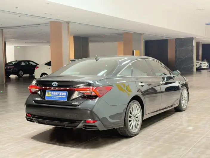 Toyota Avalon 2022 Model Hybrid 2.5L XLE Premium Edition – фото 7