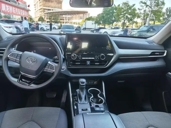 Toyota Highlander 2024 Model Hybrid 2.5L 2WD Elite Edition 5 seat – фото 6