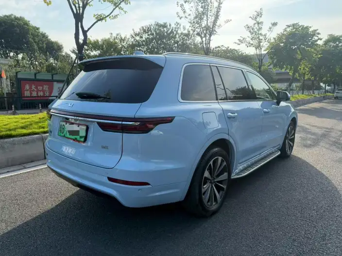 Li Auto ONE 2020 Model Extended Range 6 seat Edition – фото 5