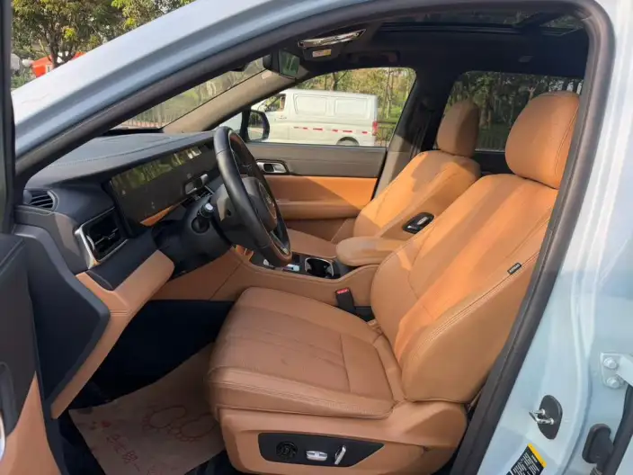 Li Auto ONE 2020 Model Extended Range 6 seat Edition – фото 8