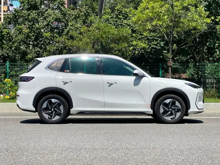 Geely Galaxy E5 2024 Model 530km Tiggo + Edition – фото 7