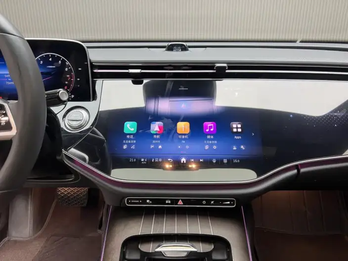 Mercedes-Benz E-Class 2024 Model E 300 L Luxury Model sedan – фото 6