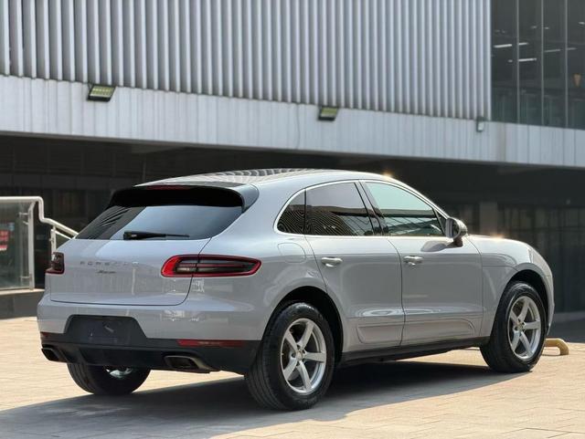Macan 2015 модификация 2.0T автоматическое 4WD 5 seat параллельный импорт Imported – фото 6
