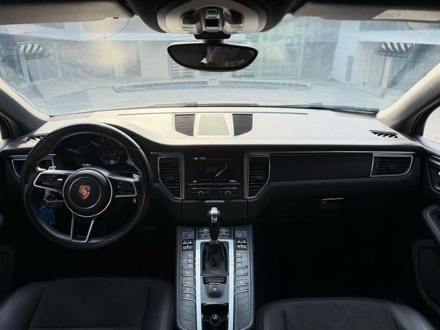Macan 2015 модификация 2.0T автоматическое 4WD 5 seat параллельный импорт Imported – фото 8