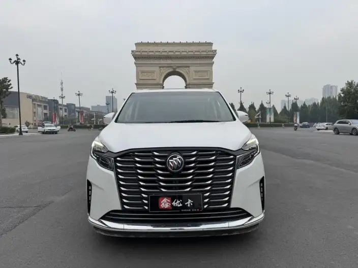 Buick GL8 2023 Model ES Luzun 2.0T Comfort Model – фото 2