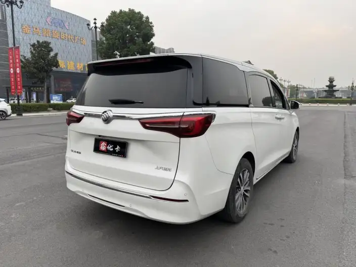 Buick GL8 2023 Model ES Luzun 2.0T Comfort Model – фото 5