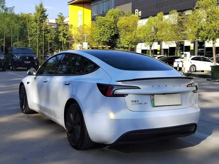 Model 3 2023 Model Rear-wheel drive version – фото 5