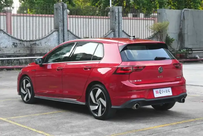 Volkswagen Golf GTI 2021 Model 380TSI DSG GTI – фото 5