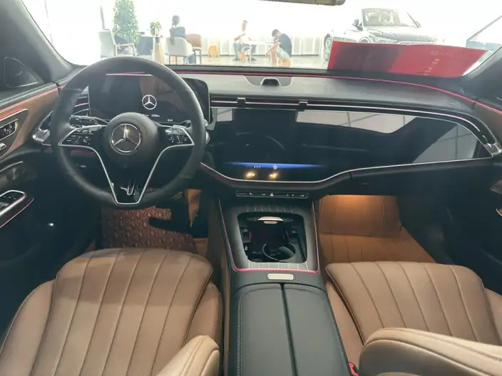 Mercedes-Benz E-Class 2025 Model E 300 L Luxury Model sedan – фото 10